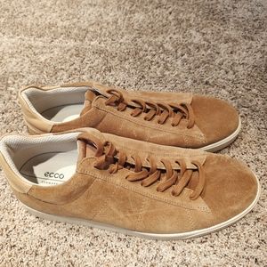NWOT ECCO Men's Suede Sneakers Size 45